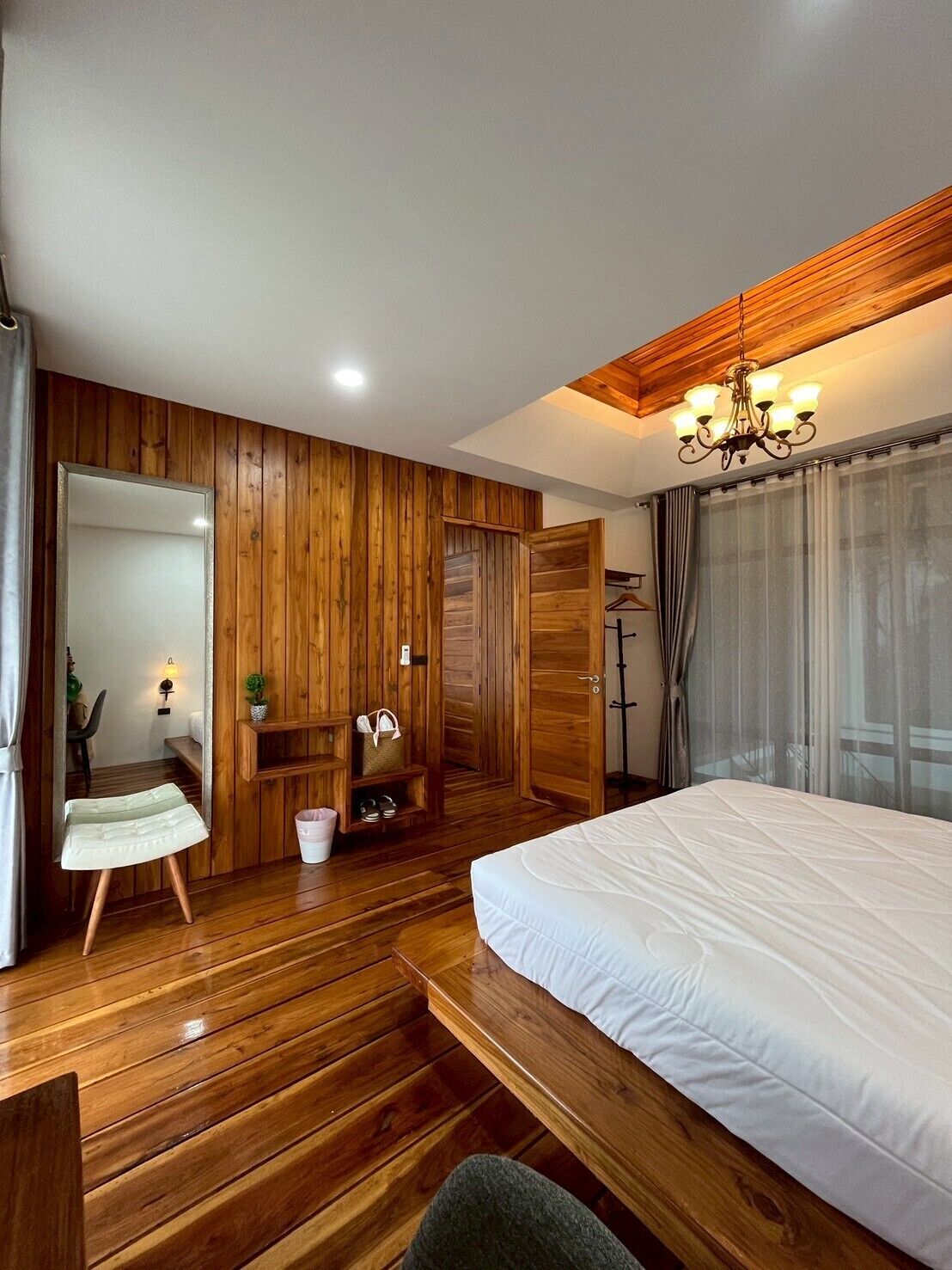 Kamar Keluarga, Bebas Asap Rokok, pemandangan bukit | Wi-Fi gratis dan seprai linen