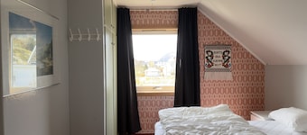 Cosy retro house in Lofoten