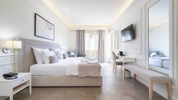 Standard Double or Twin Room | Egyptian cotton sheets, premium bedding, memory foam beds, minibar