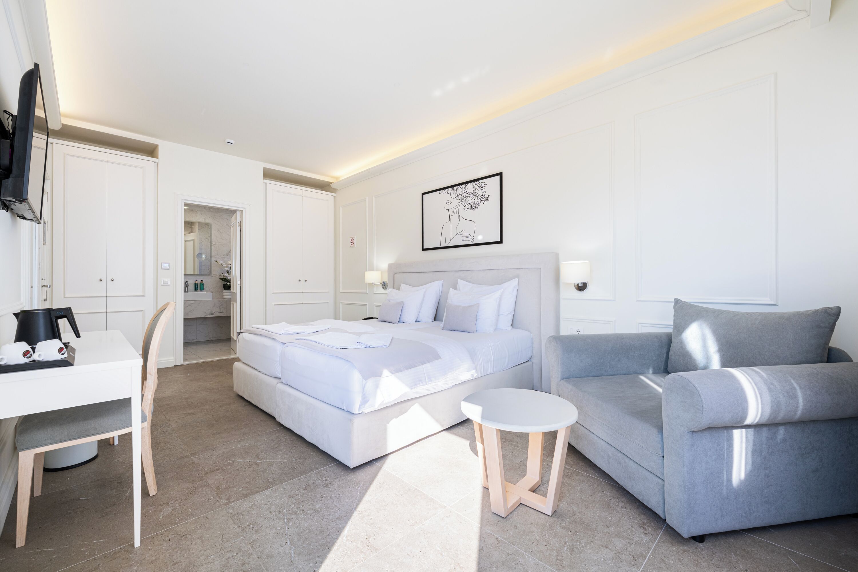 Camera con letto matrimoniale o 2 letti singoli, balcone | Biancheria in cotone egiziano, biancheria da letto di alta qualità