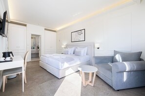 Double or Twin Room, Balcony | Cadar kapas Mesir, peralatan tempat tidur premium, busa memori 