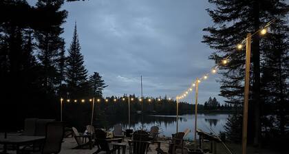 Sunset Chalet | 4-Season Waterfront Getaway