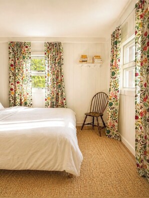 2 bedrooms, bed sheets - Fallerhof – Millbrook Retreat on 150 Private Acres (Dover Plains)