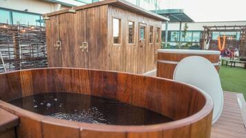 Single Room, Non Smoking, Private Bathroom | Outdoor spa tub