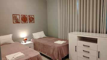 7 bedrooms, iron/ironing board, WiFi, bed sheets