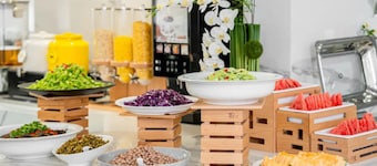 Fu Hua Jun Yue Hotel
