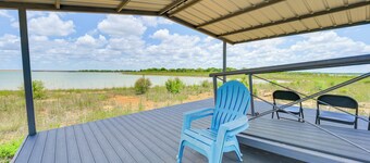 Cabin w/ Dock on Hubbard Creek Lake: Pets Welcome!