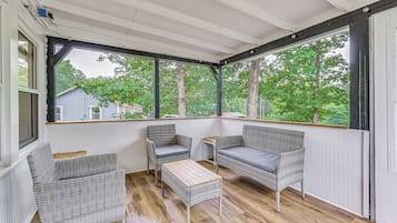House (2 Bedrooms) | Front of property