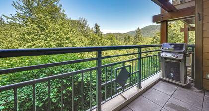 1/2 Mi to Olde Town: Mtn-view Gem w/ On-site Trail