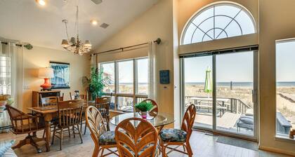 Beachfront Lake Huron Home! Hike, Tube & Unwind