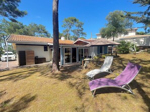 Exterior - Vrbo Property (Lacanau)