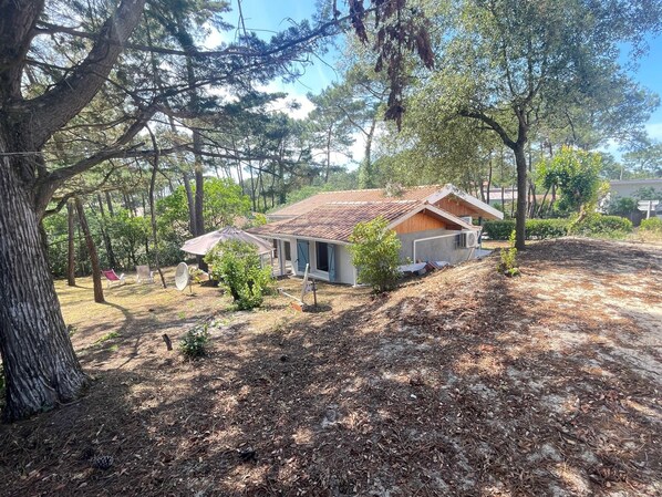 Exterior - Vrbo Property (Lacanau)