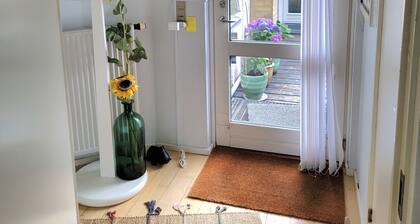 Copenhagen, minutes to Beautiful Naerum forest view 1 studio, relaxing stays