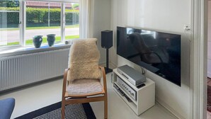 Unclassified image, 4 of 21, button - Lovely home in Ulfborg with WiFi (Ulfborg)