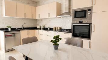 Apartment | Private kitchen | Fridge, microwave, oven, stovetop