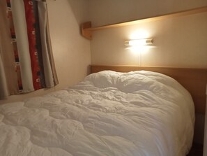 Room - Vrbo Property (Meymac)