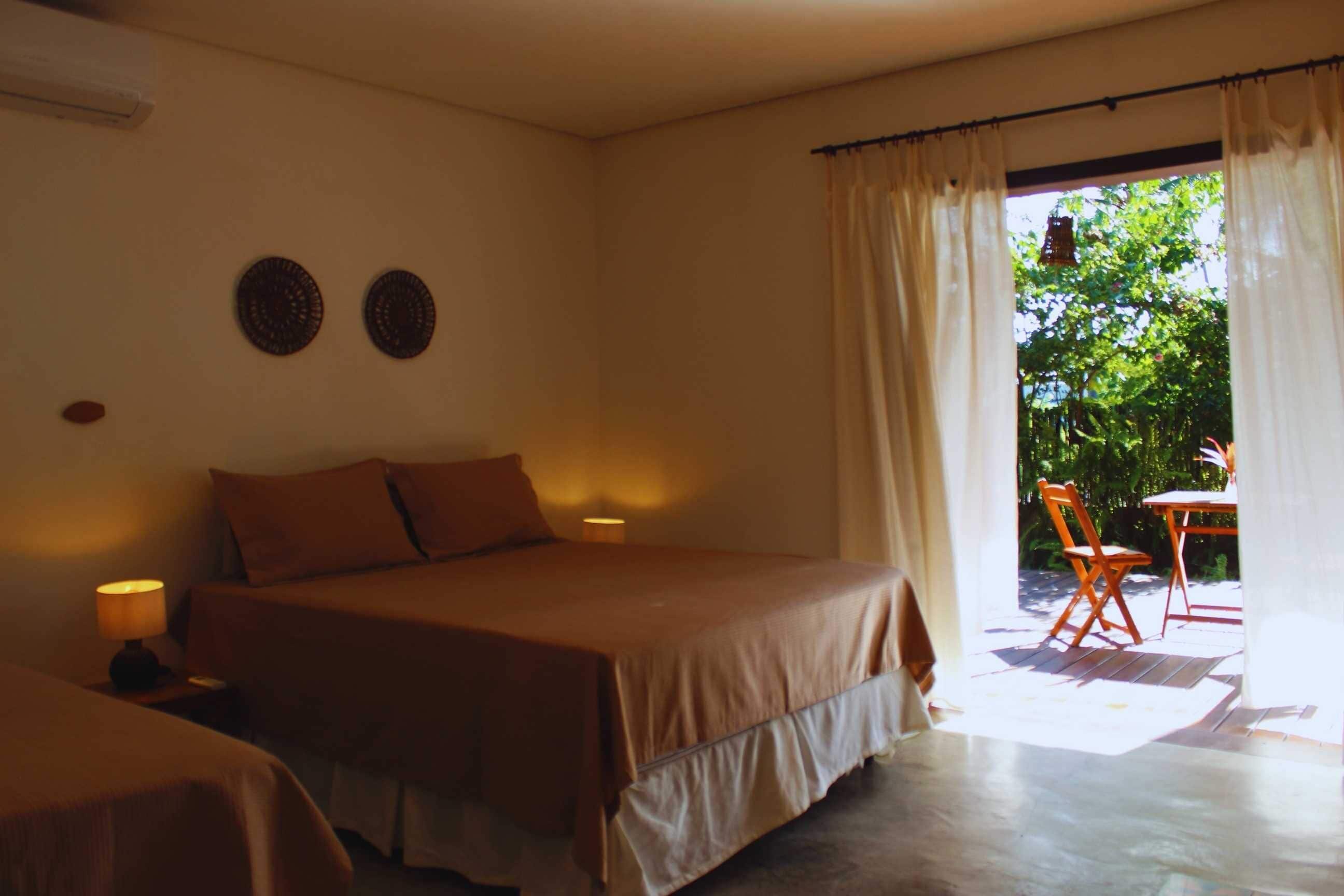 Triple Room, Garden View | Minibar, in-room safe, WiFi (free), bed sheets