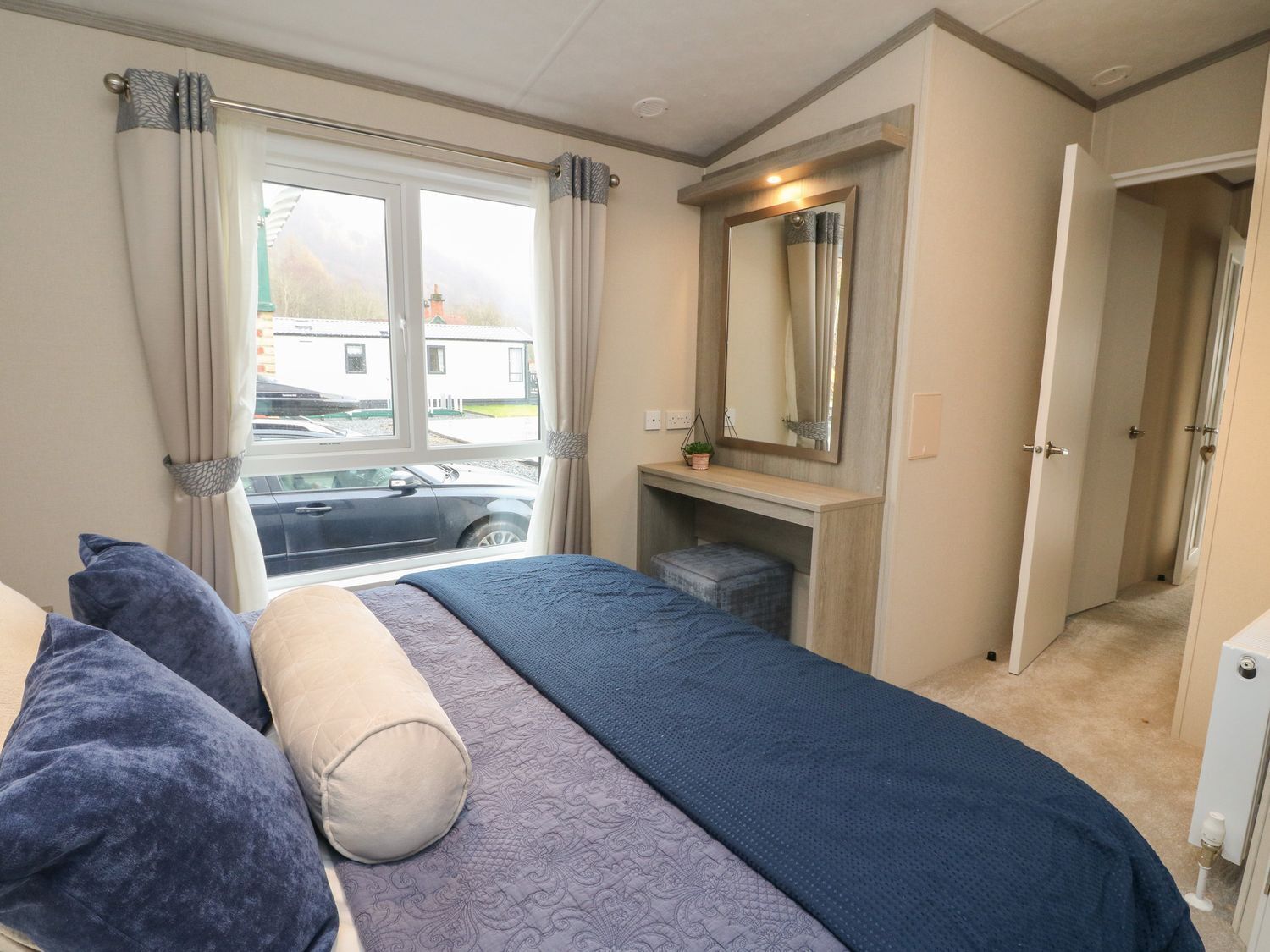 2 Schlafzimmer, kostenloses WLAN, individuell dekoriert