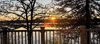 Cozy lake side cabin located between Sauk Centre and Long Prairie