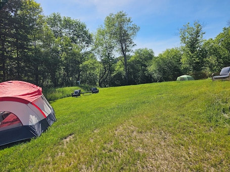 Property grounds. Spacious 10-Person Glamping Tent
