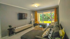 Unclassified image, 5 of 19, button - Coastal Chic in the Heart of Ballito 3-bed Oasis (Ballito)