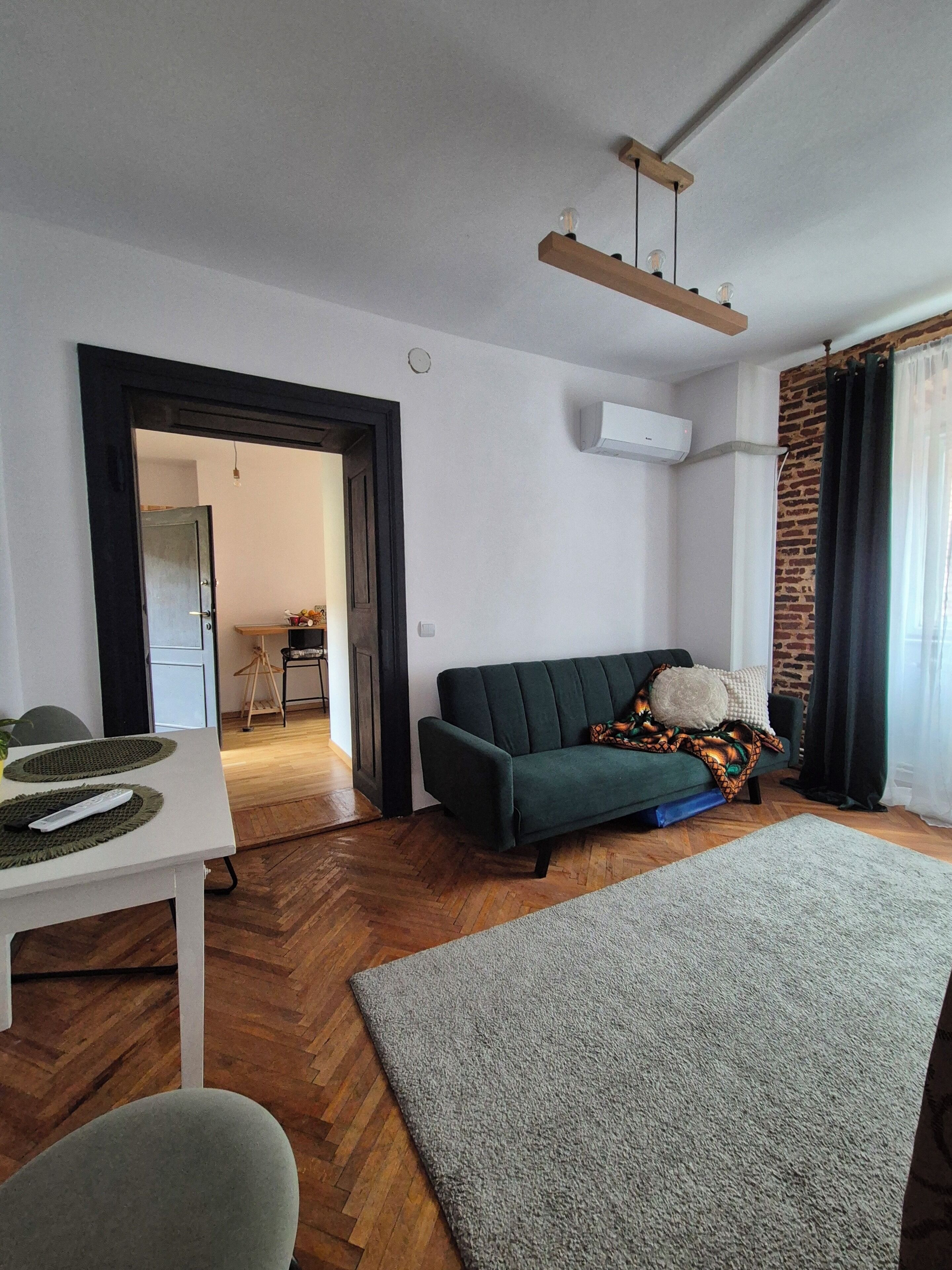 Cozy 1-bedroom Studio In Serene Sibiu With Ac - Sibiu