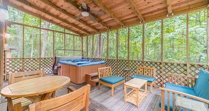 Unicoi Pines | Hot Tub, Pet-Friendly Cabin Near Helen, GA