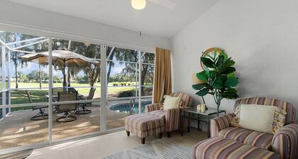2/2.5 Pool Home on Golf Course in Village of La Reynalda