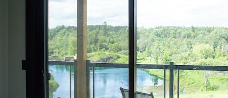 Luxury Cottage, 3 Bedrooms, River View