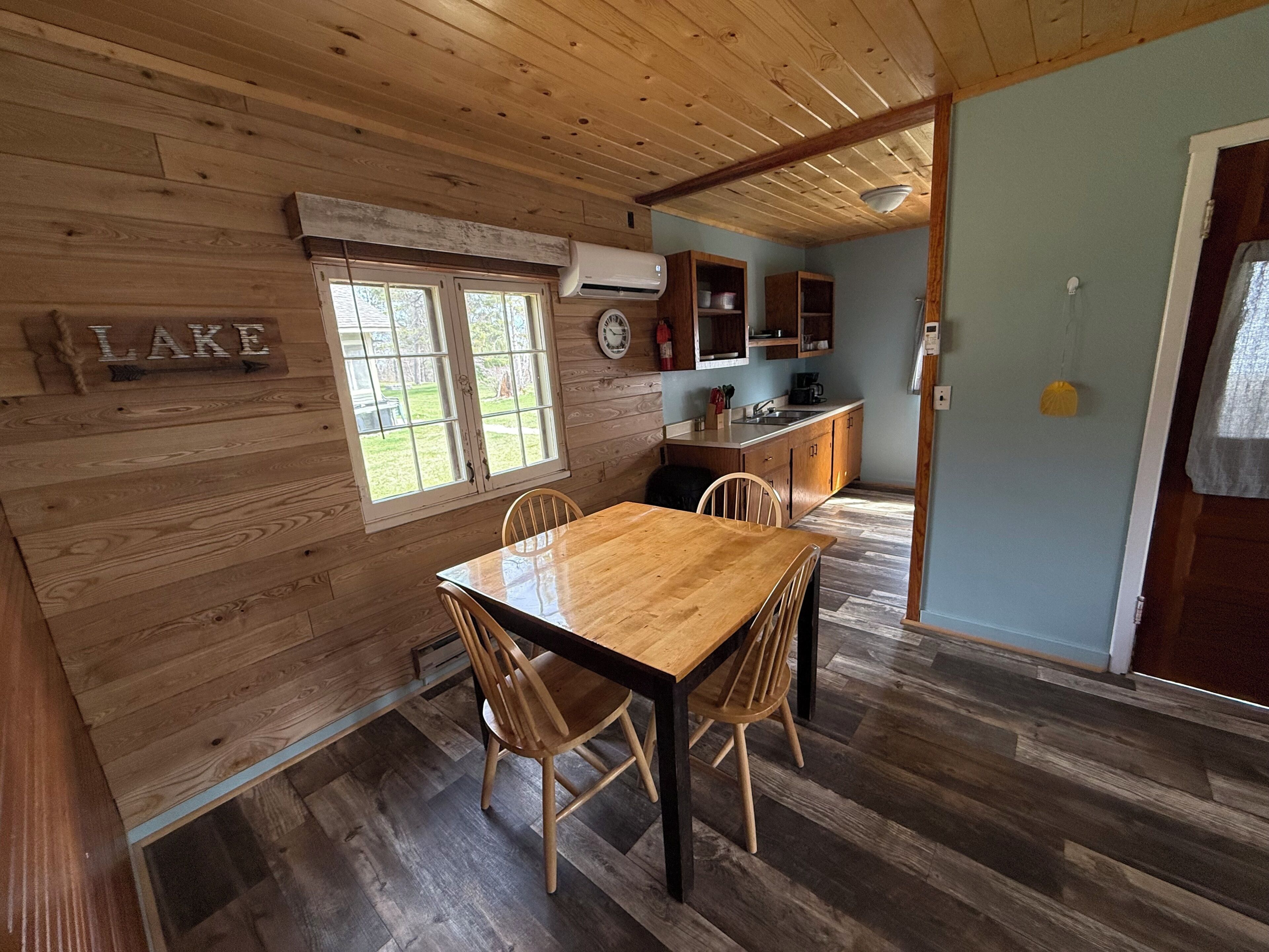 Cabin, Lake View (Cabin 5) | Living area