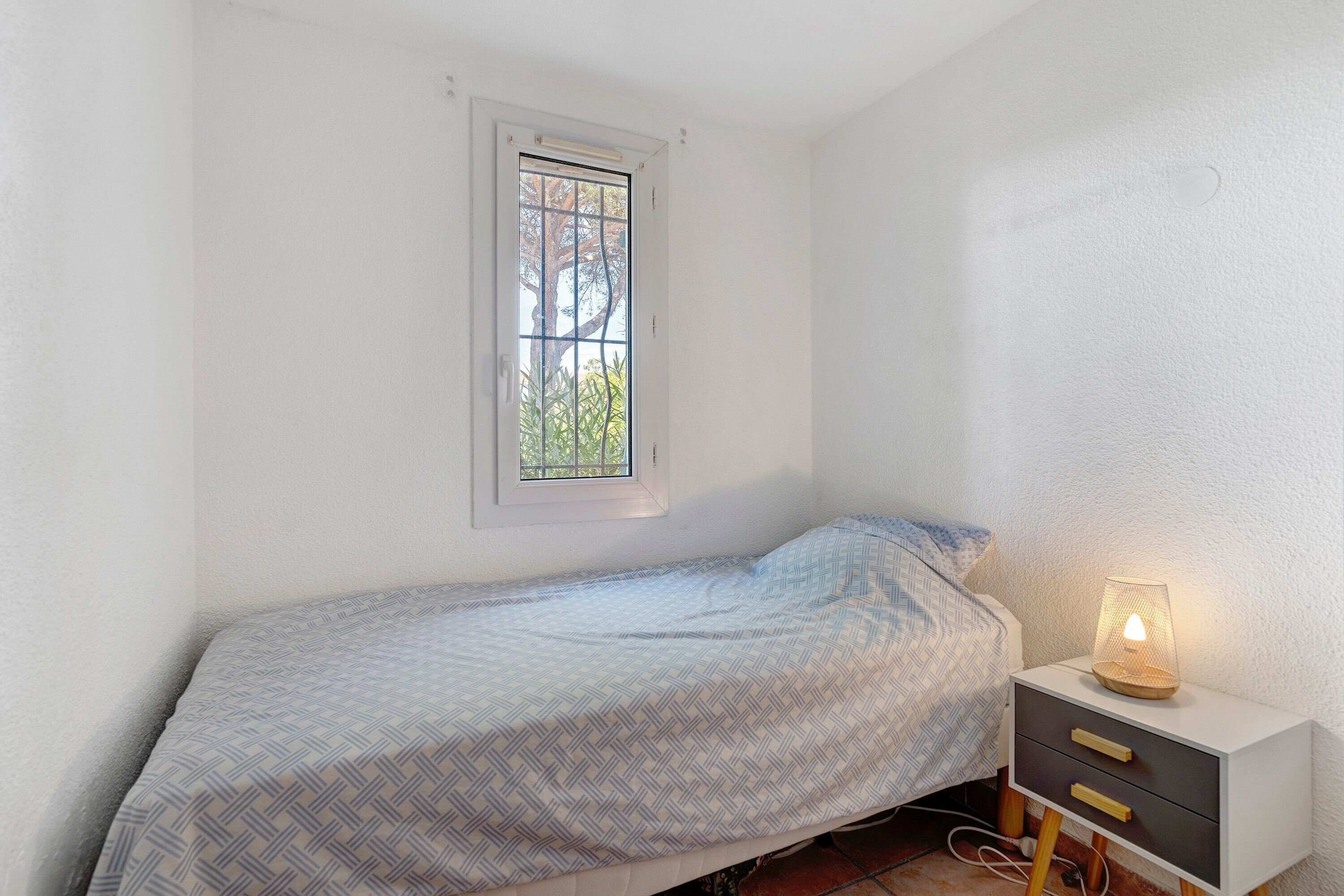 3 dormitorios, tabla de planchar con plancha, wifi