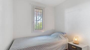 3 dormitorios, tabla de planchar con plancha, wifi