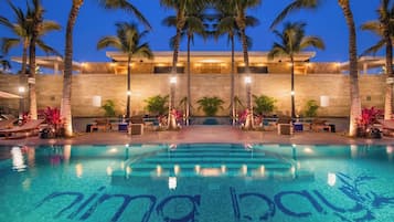 Luxury Apartment | Pool