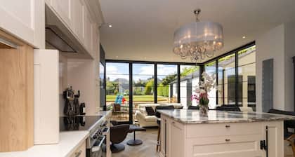 Holly Bank House, Luxury Slps 6, Stunning Garden