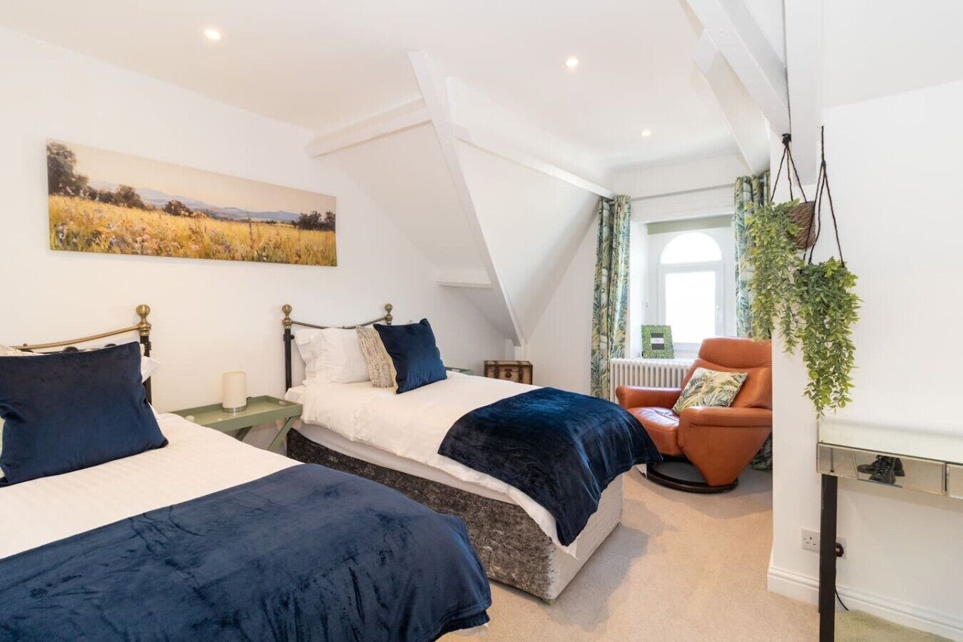 3 bedrooms, iron/ironing board, travel cot, WiFi
