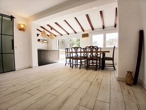 Dining - Unique vacation home—just a 2-minute walk to the beach! (Playa de Muro)