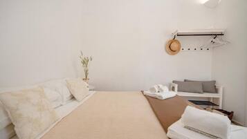 Habitación estándar, vista a la ciudad | Caja de seguridad en la habitación y wifi gratis