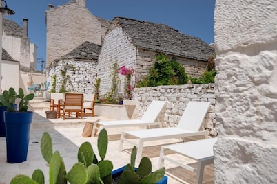 TRULLI LITHOS SUITE