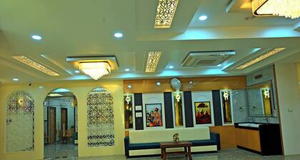 Gehlot Paradise Hotel