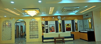 Gehlot Paradise Hotel