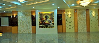 Gehlot Paradise Hotel