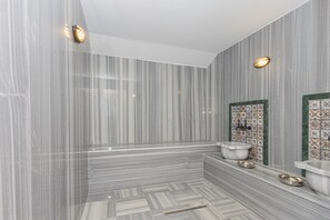 Comfort-Villa, Balkon, Gartenblick | Wellness