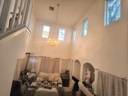 1-bedroom bed & breakfast in delightful Las Vegas with AC