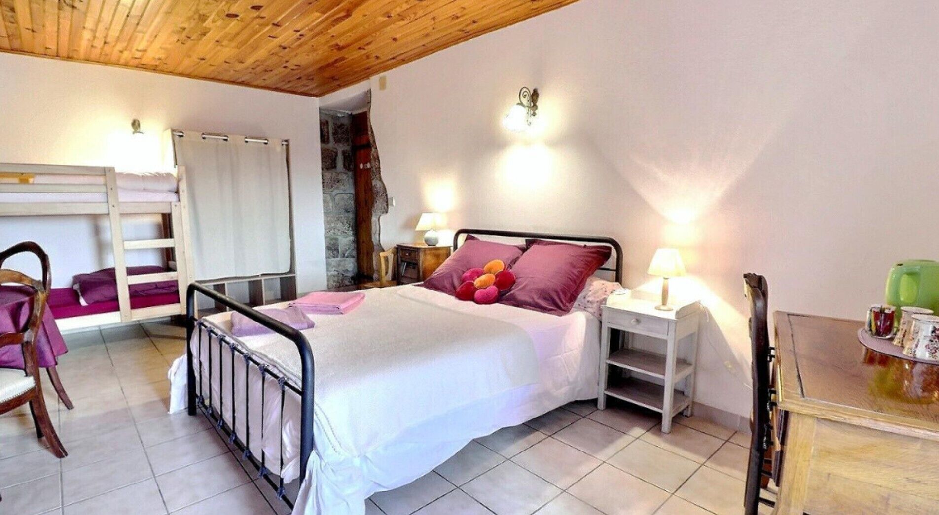 1 bedroom, WiFi, bed sheets