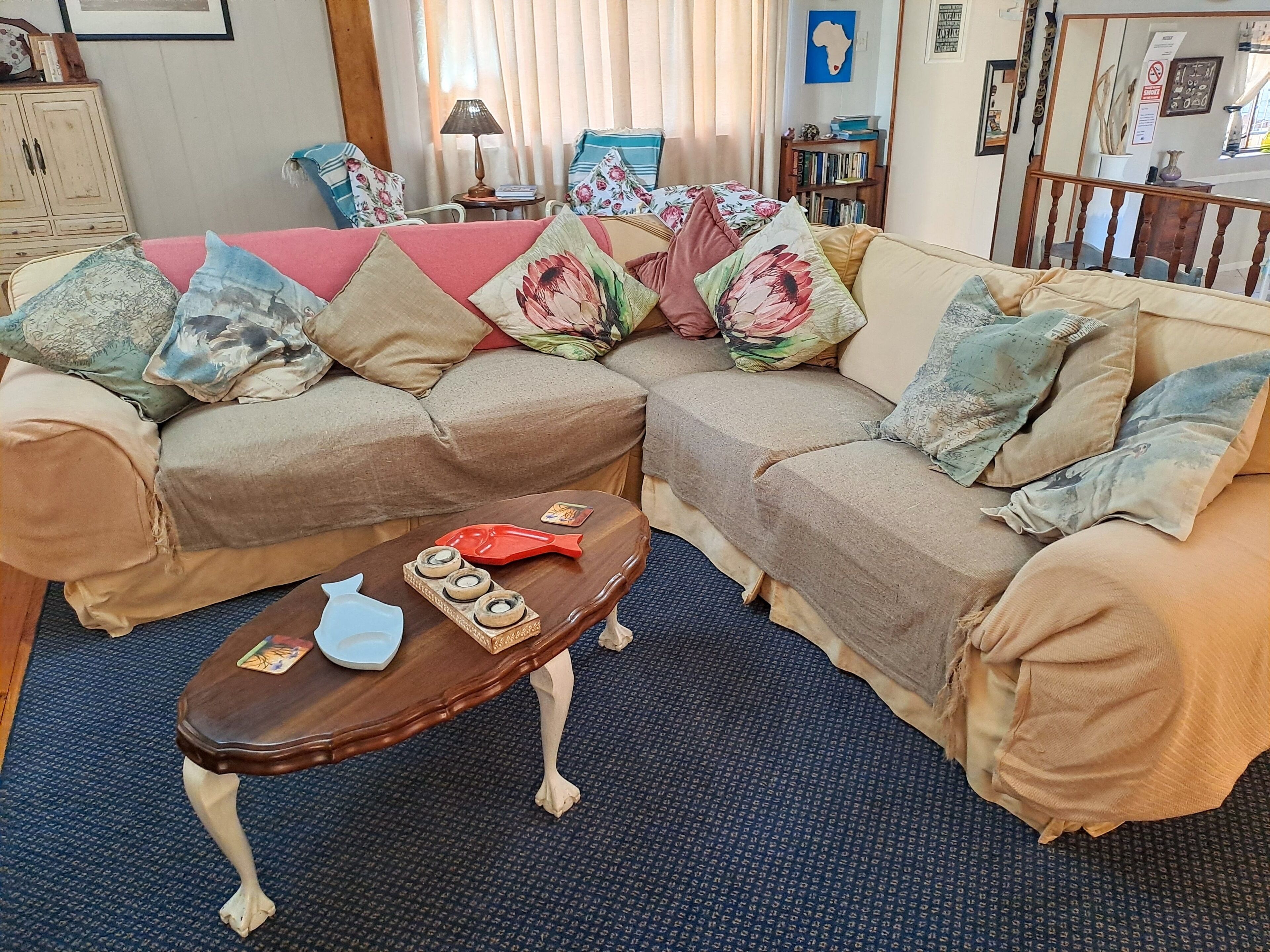 Comfort Cottage, Patio, Beach View | Living area