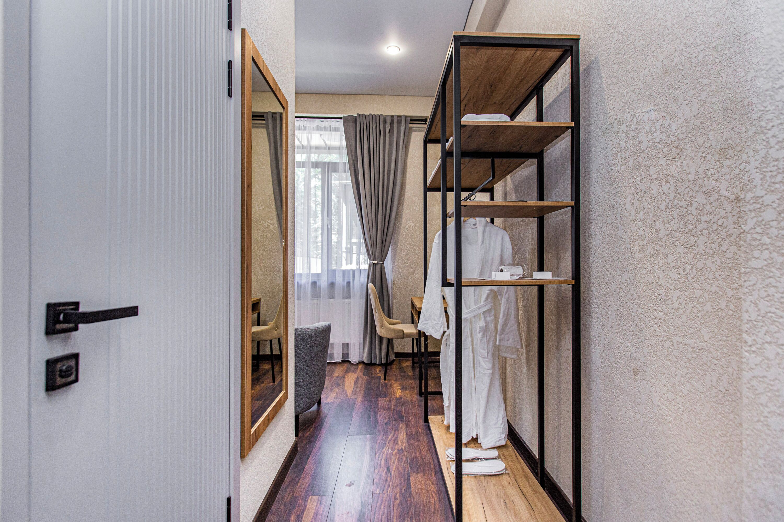 Comfort Double Room | Desk, laptop workspace, iron/ironing board