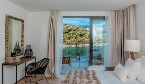 4 bedrooms, iron/ironing board, WiFi, bed sheets - Villa Opus (Žrnovo)