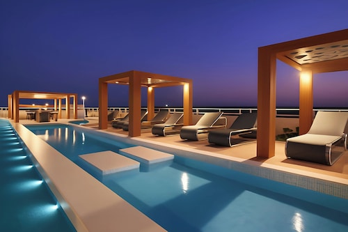 4 nights Deluxe Nile Cruise full board