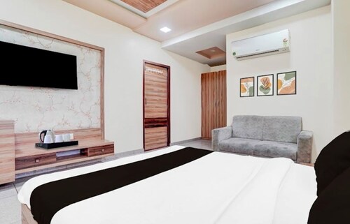 Hotel Yuvraj