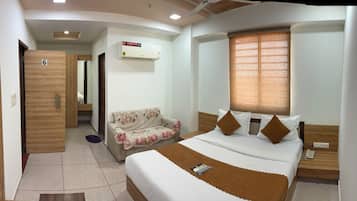 Superior Room | Desk, free WiFi